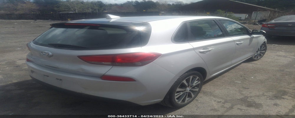 KMHH35LE6JU013873 2018 HYUNDAI ELANTRA GT photo no. 4
