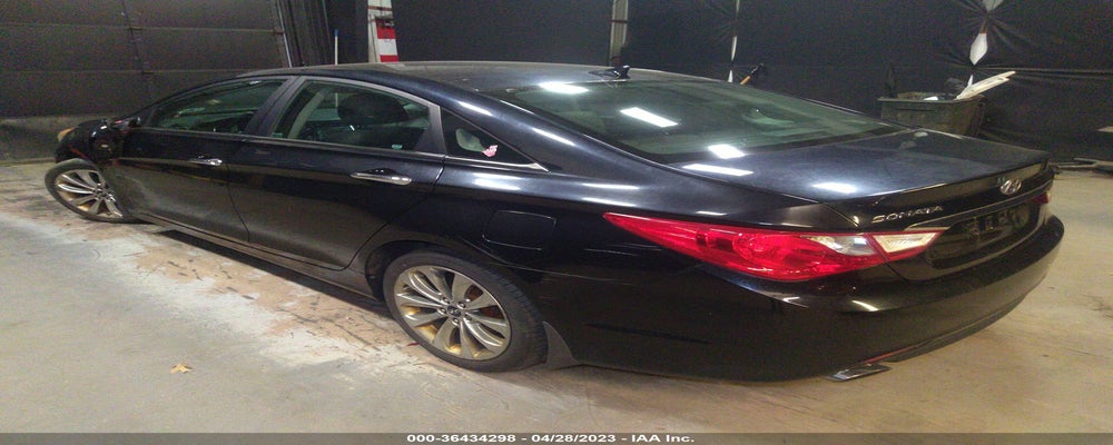 5NPEC4AC8BH121832 2011 HYUNDAI SONATA photo no. 3