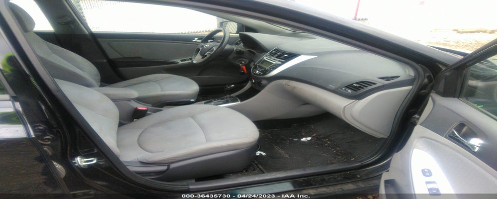 KMHCU5AE5DU065610 2013 HYUNDAI ACCENT photo no. 5