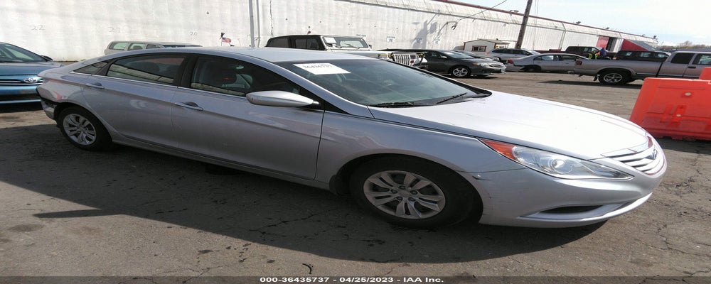 5NPEB4AC9BH164868 2011 HYUNDAI SONATA photo no. 1