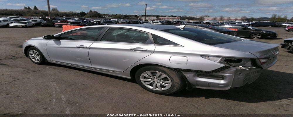 5NPEB4AC9BH164868 2011 HYUNDAI SONATA photo no. 3