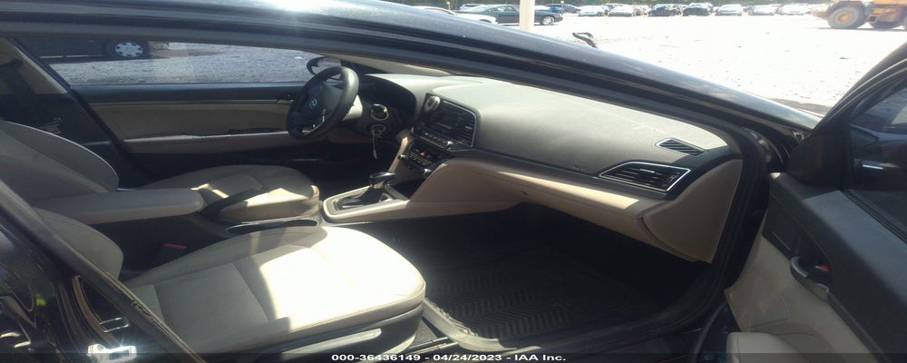 KMHD74LF7HU116462 2017 HYUNDAI ELANTRA photo no. 5