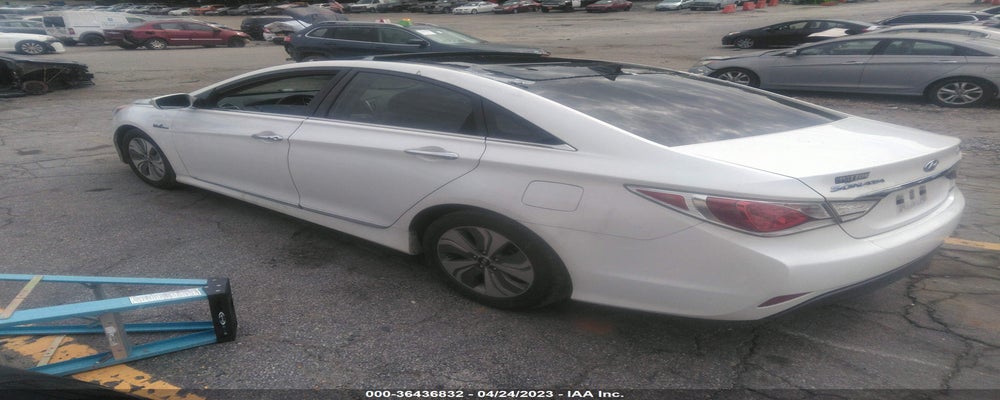 KMHEC4A48FA122609 2015 HYUNDAI SONATA HYBRID photo no. 3