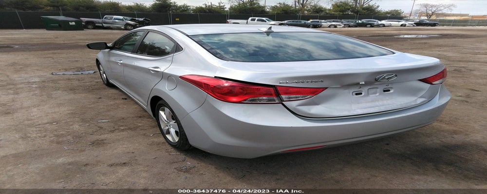 5NPDH4AE9DH325153 2013 HYUNDAI ELANTRA photo no. 3