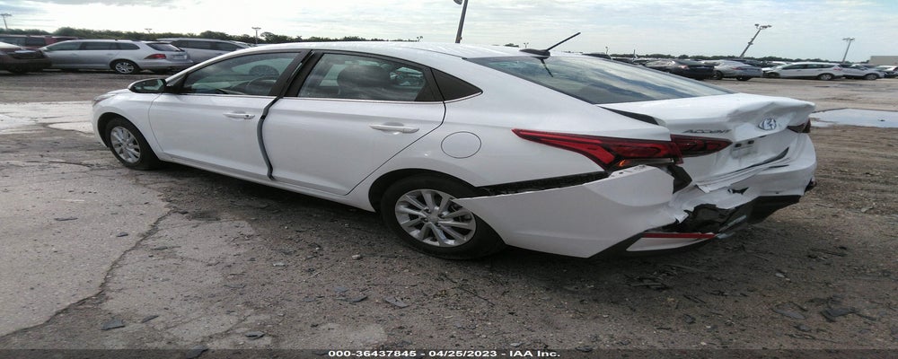 3KPC24A65NE185999 2022 HYUNDAI ACCENT photo no. 3