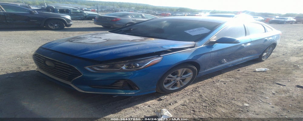 5NPE34AF0JH615093 2018 HYUNDAI SONATA photo no. 2
