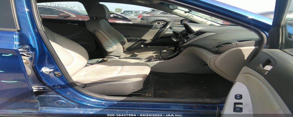 KMHCT4AEXGU983466 2016 HYUNDAI ACCENT photo no. 5