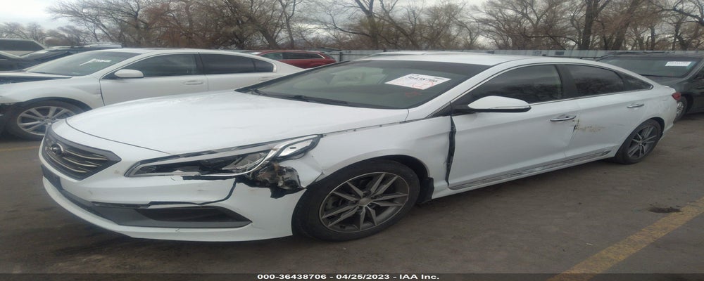 5NPE34AB7FH188418 2015 HYUNDAI SONATA photo no. 2
