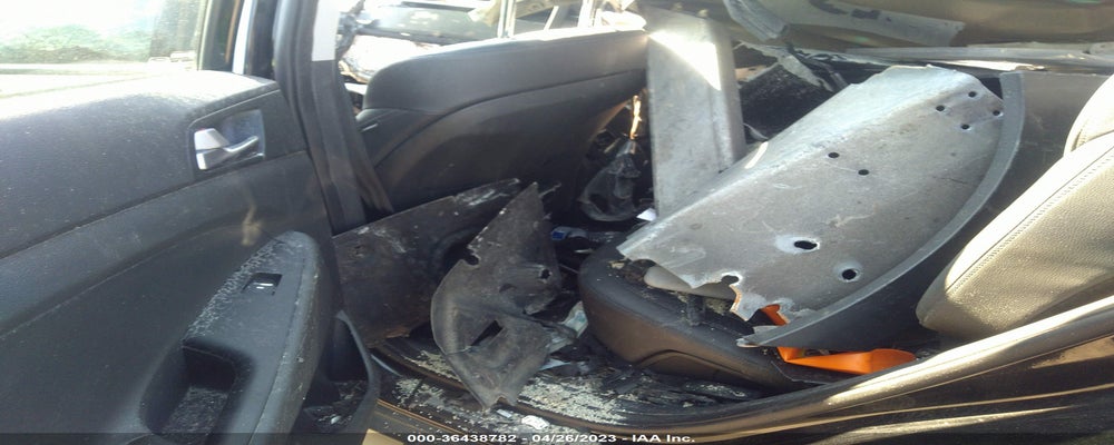 KM8J3CA27GU134127 2016 HYUNDAI TUCSON photo no. 8