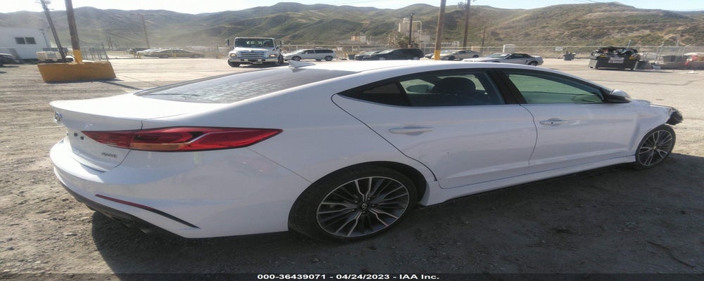 KMHD04LB8JU531605 2018 HYUNDAI ELANTRA photo no. 4