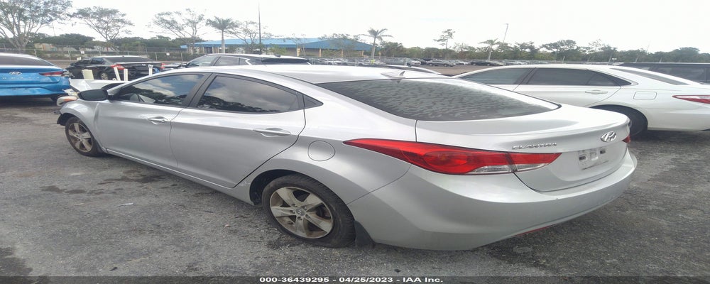 KMHDH4AE1DU883158 2013 HYUNDAI ELANTRA photo no. 3