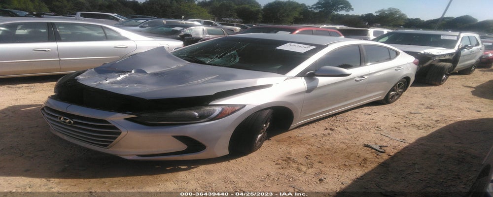 5NPD84LF8JH234974 2018 HYUNDAI ELANTRA photo no. 2