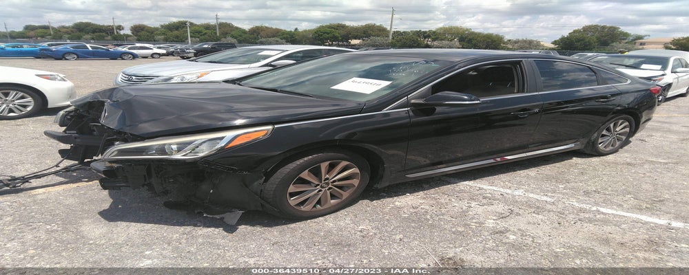 5NPE34AF7HH451061 2017 HYUNDAI SONATA photo no. 2