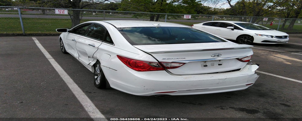 5NPEC4AC5CH345318 2012 HYUNDAI SONATA photo no. 3