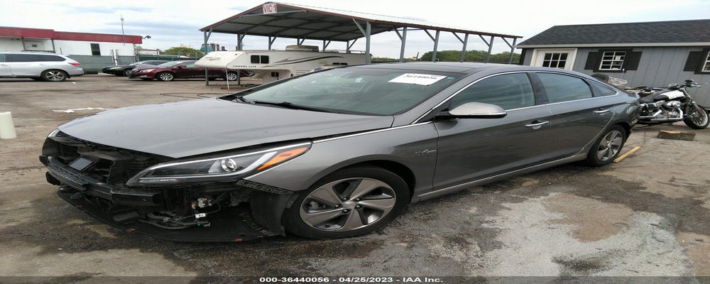 KMHE34L13HA057223 2017 HYUNDAI SONATA HYBRID photo no. 2