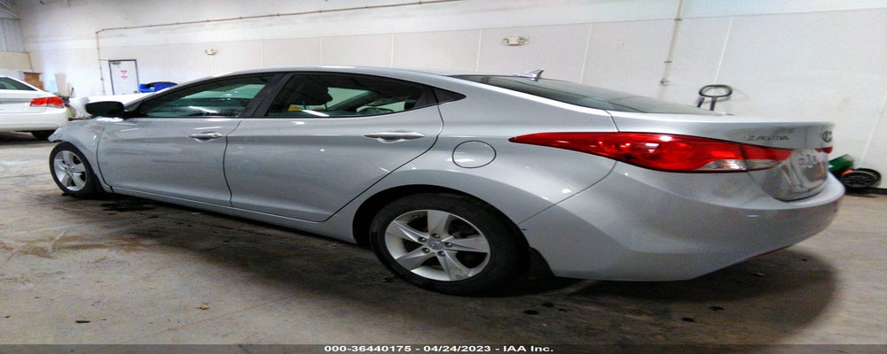 5NPDH4AE3DH309577 2013 HYUNDAI ELANTRA photo no. 3