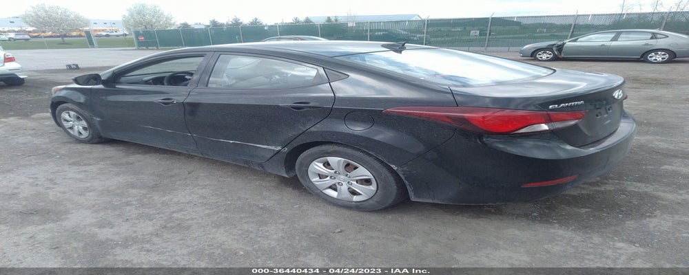 KMHDH4AE0GU628361 2016 HYUNDAI ELANTRA photo no. 3