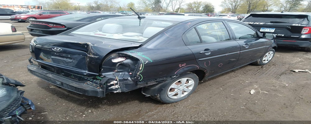 KMHCN4AC5AU414265 2010 HYUNDAI ACCENT photo no. 4