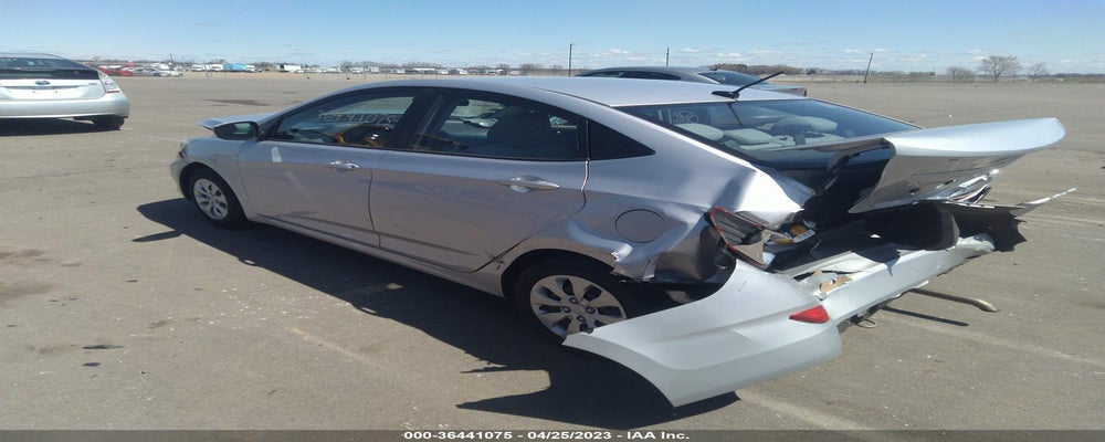 KMHCT4AE7HU316811 2017 HYUNDAI ACCENT photo no. 3