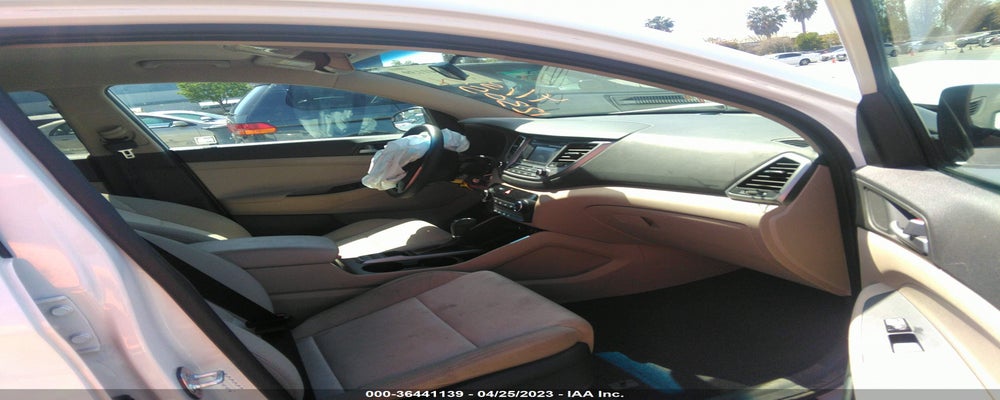 KM8J33A28HU359545 2017 HYUNDAI TUCSON photo no. 5