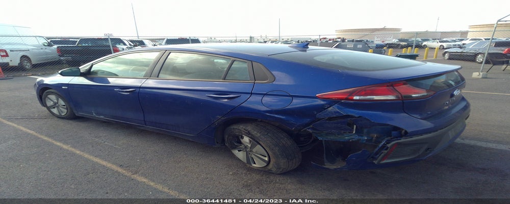 KMHC65LC2LU225902 2020 HYUNDAI IONIQ HYBRID photo no. 3