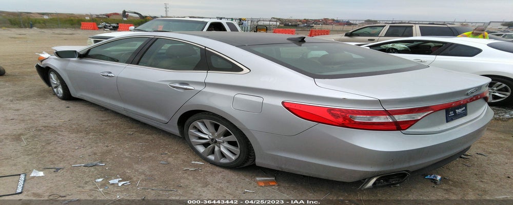 KMHFH4JG0FA495014 2015 HYUNDAI AZERA photo no. 3