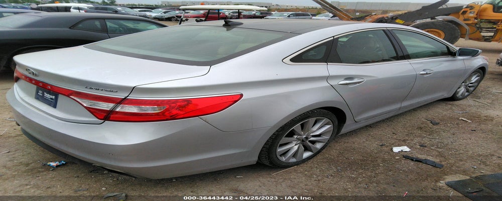 KMHFH4JG0FA495014 2015 HYUNDAI AZERA photo no. 4