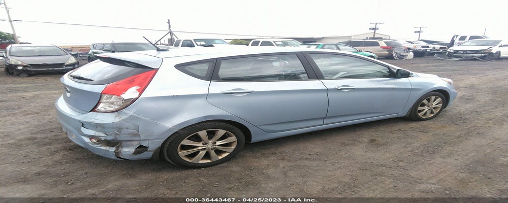 KMHCU5AE0DU078135 2013 HYUNDAI ACCENT photo no. 4