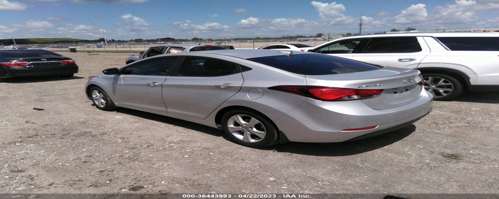5NPDH4AE1GH724546 2016 HYUNDAI ELANTRA photo no. 3
