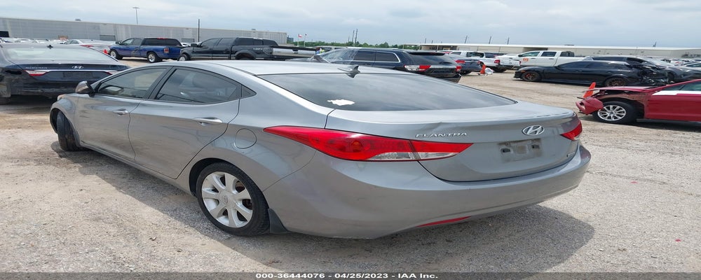 KMHDH4AE8DU933652 2013 HYUNDAI ELANTRA photo no. 3