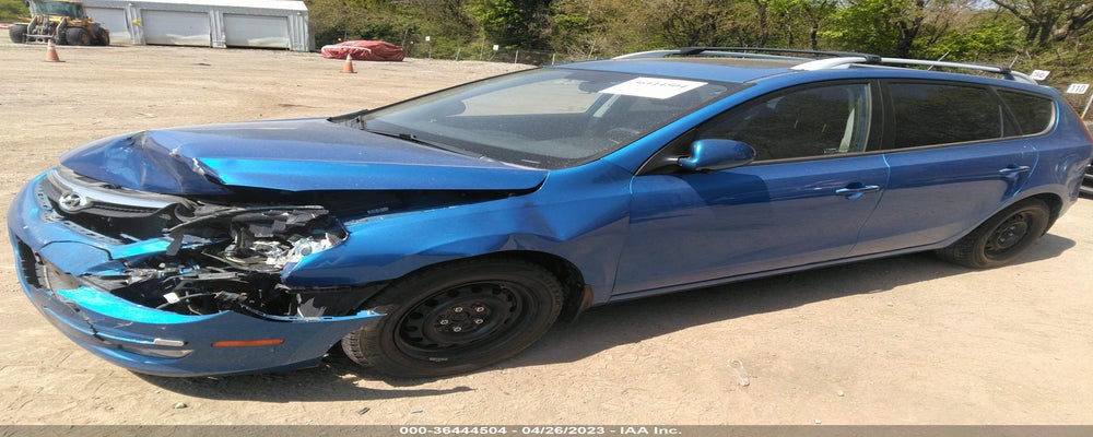 KMHDC8AE4BU093517 2011 HYUNDAI ELANTRA TOURING photo no. 2
