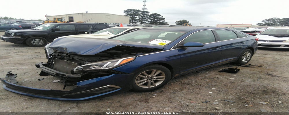 5NPE24AF3FH173193 2015 HYUNDAI SONATA photo no. 2
