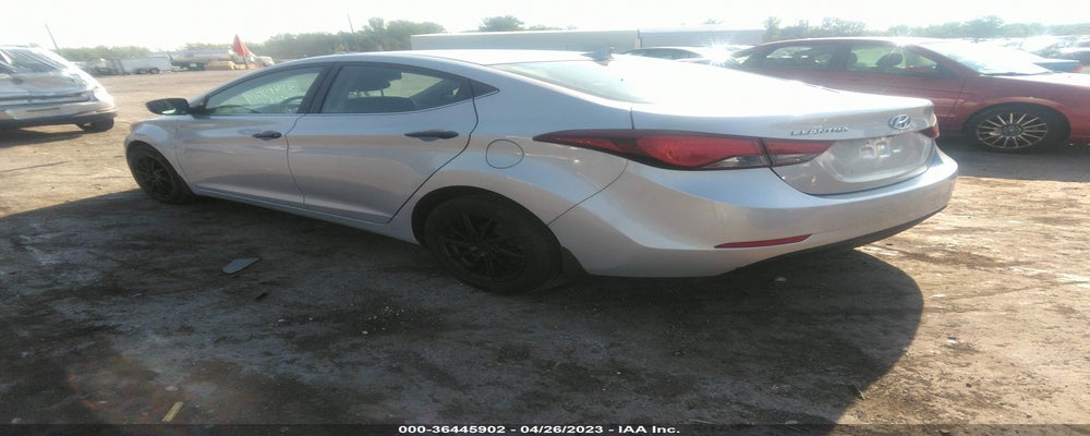 KMHDH4AE6FU227928 2015 HYUNDAI ELANTRA photo no. 3