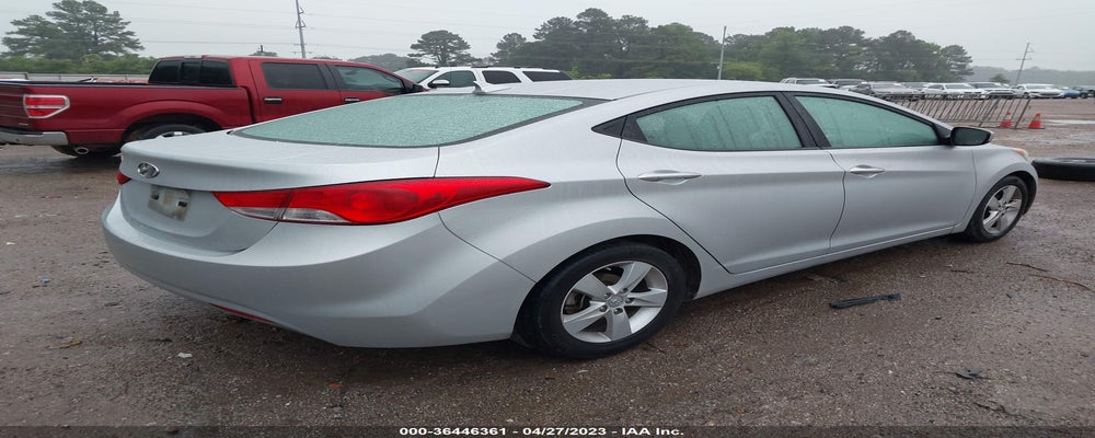5NPDH4AE9DH377107 2013 HYUNDAI ELANTRA photo no. 4