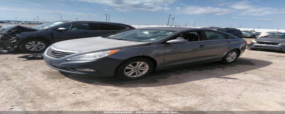 5NPEB4AC9DH776281 2013 HYUNDAI SONATA photo no. 2