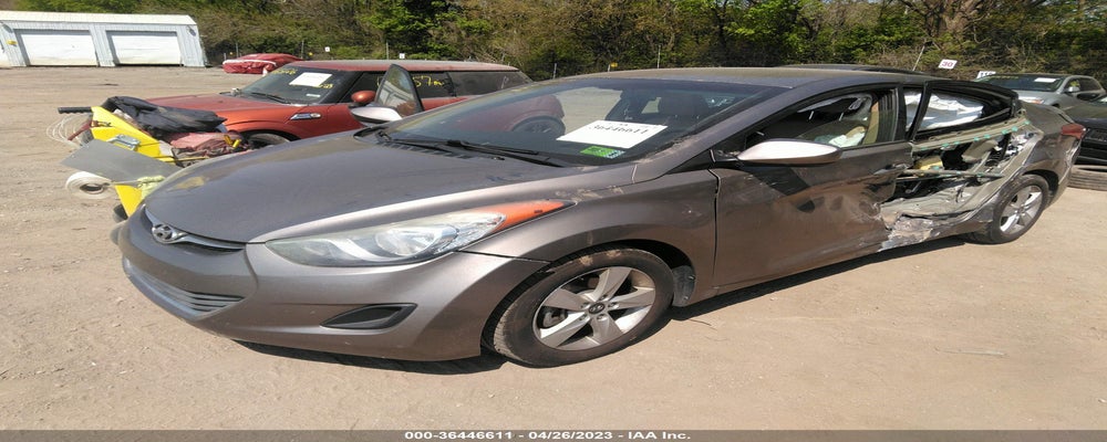 5NPDH4AE9DH337044 2013 HYUNDAI ELANTRA photo no. 2
