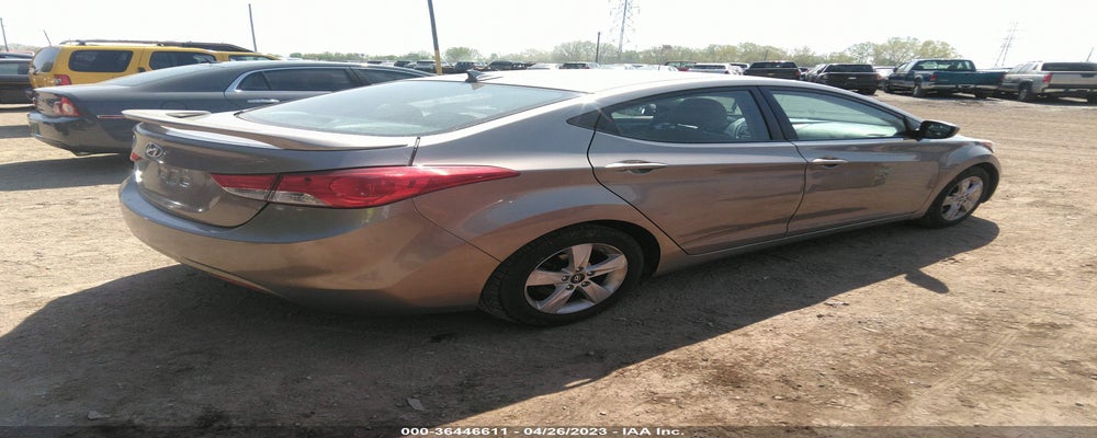 5NPDH4AE9DH337044 2013 HYUNDAI ELANTRA photo no. 4