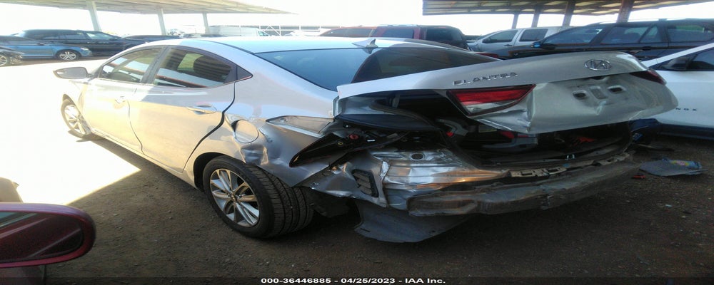 5NPDH4AE4FH584121 2015 HYUNDAI ELANTRA photo no. 3