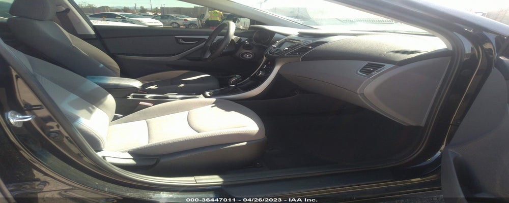 5NPDH4AE8GH687253 2016 HYUNDAI ELANTRA photo no. 5