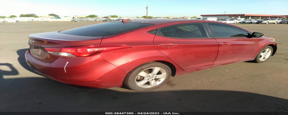 5NPDH4AE2DH380687 2013 HYUNDAI ELANTRA photo no. 4