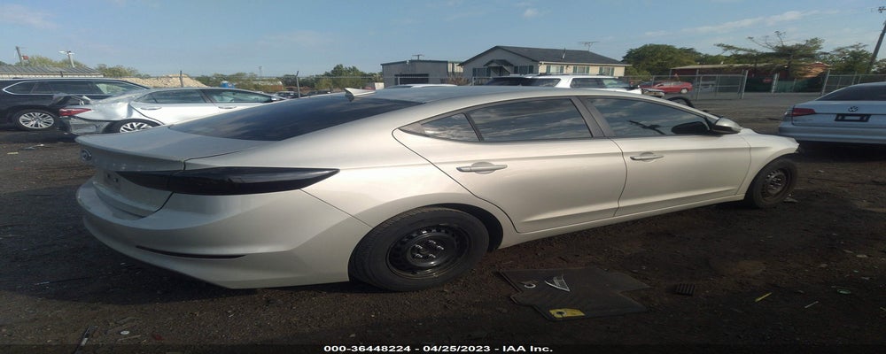 5NPD74LF5HH099613 2017 HYUNDAI ELANTRA photo no. 4