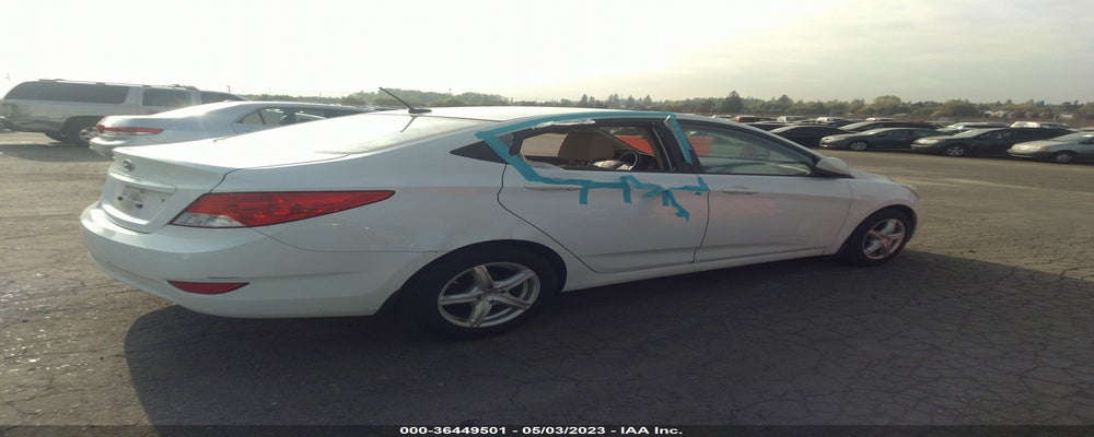 KMHCT4AE0DU276016 2013 HYUNDAI ACCENT photo no. 4