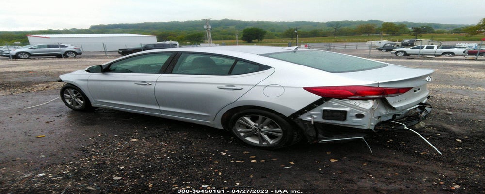 5NPD84LF7HH027373 2017 HYUNDAI ELANTRA photo no. 3