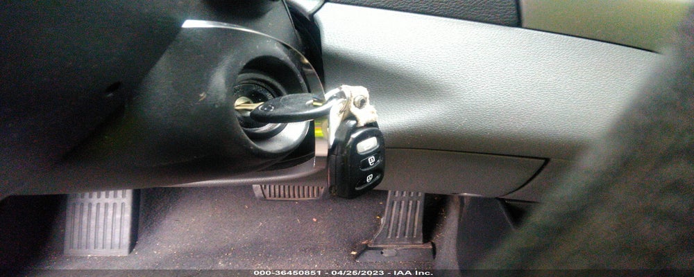 5NPDH4AEXFH637775 2015 HYUNDAI ELANTRA photo no. 11