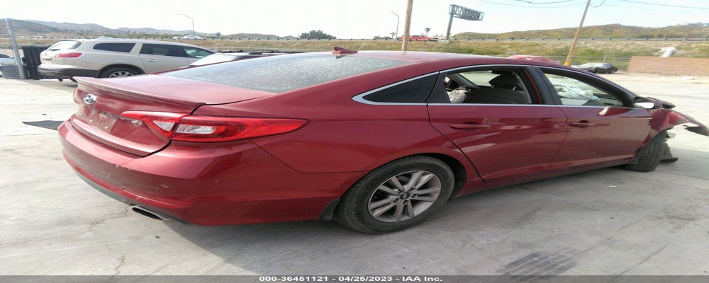 5NPE24AF3FH099368 2015 HYUNDAI SONATA photo no. 4