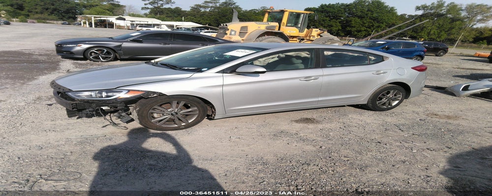 5NPD84LF0JH234757 2018 HYUNDAI ELANTRA photo no. 2