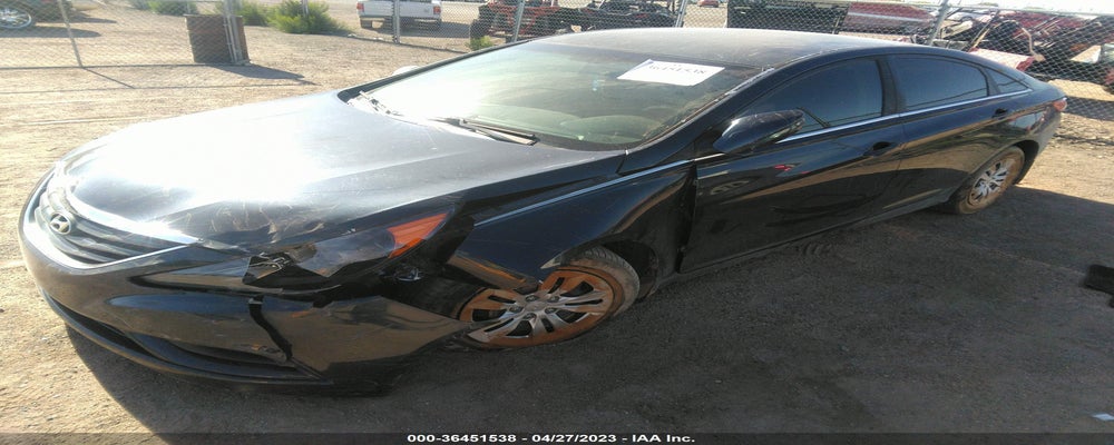 5NPEB4AC1BH272367 2011 HYUNDAI SONATA photo no. 2