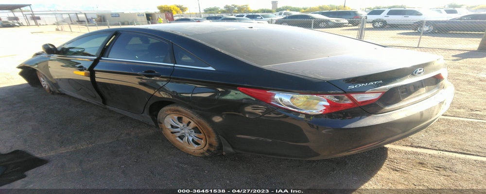 5NPEB4AC1BH272367 2011 HYUNDAI SONATA photo no. 3