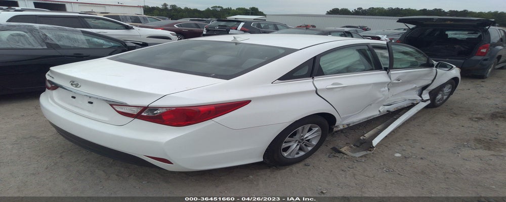 5NPEB4AC3EH867581 2014 HYUNDAI SONATA photo no. 4