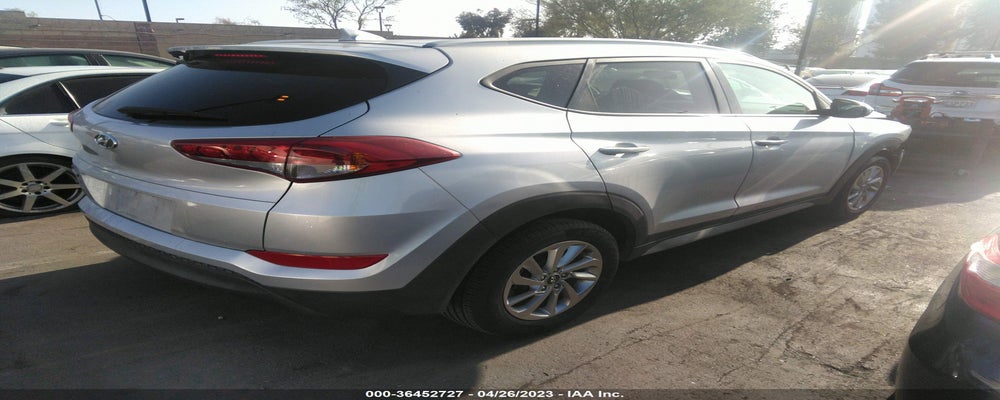 KM8J33A40JU696041 2018 HYUNDAI TUCSON photo no. 4